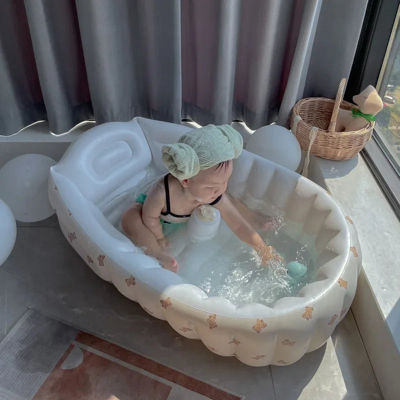 Banheira Inflável SplashBaby™ – Conforto e Diversão para o Seu Pequeno